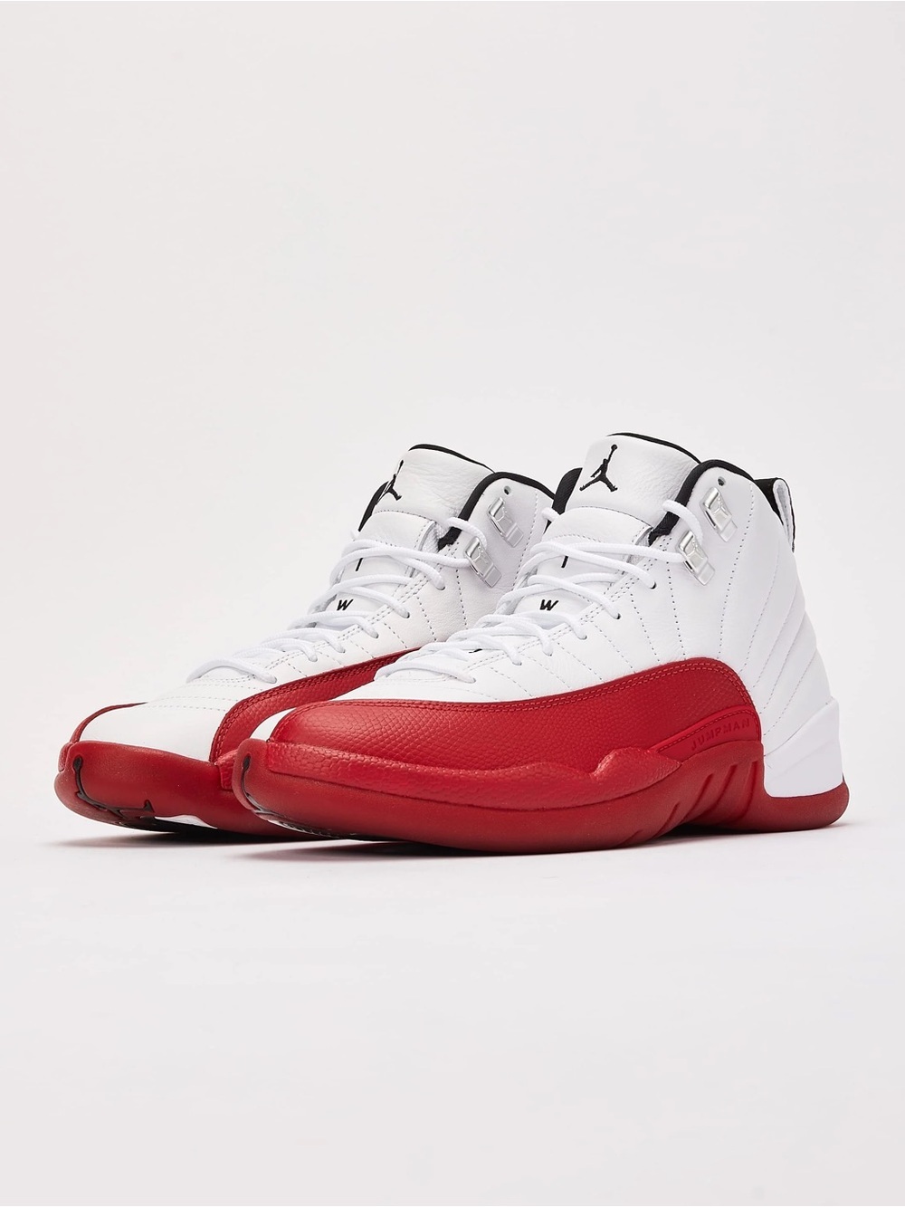 Sz 5.5y AIR JORDAN 12 RETRO 'CHERRY' 2023